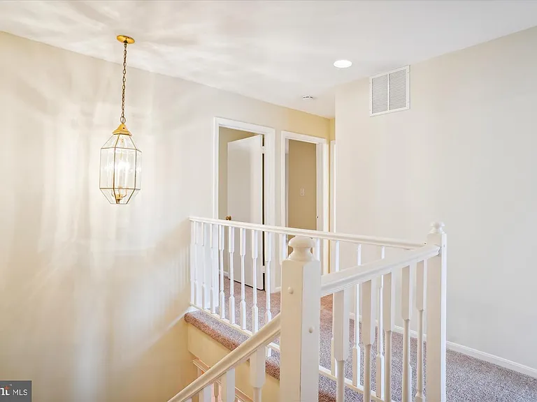 7768 Heatherton Ln #7768 — Photo 10