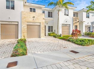 17555 SW 150th Ct, Miami, FL 33187