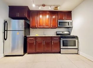 158 Albany Ave #2, Brooklyn, NY 11213