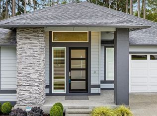 11703 Arrowhead Dr, Gig Harbor, WA