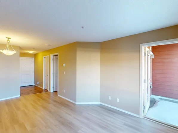 81 Legacy Blvd SE #1206, Calgary, AB T2X 2B9