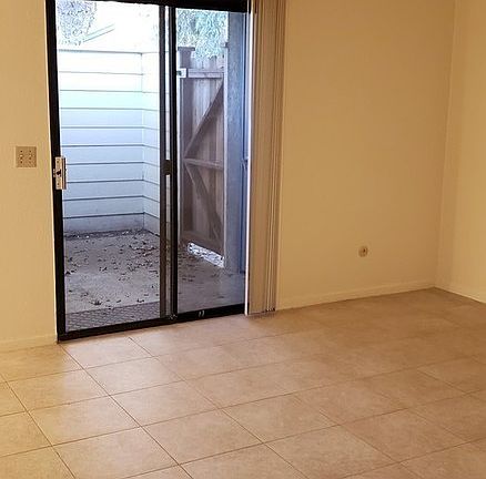 4th image of 4676 E Clinton Ave Ste 112