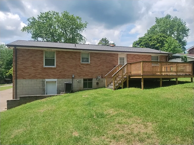 244 Sterling Rd — Photo 7