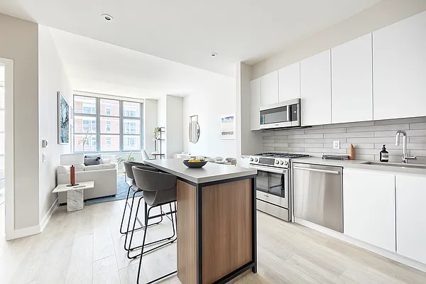 Rented by Douglas Elliman | media 22