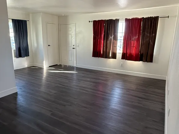 3548 20th St, Highland, CA 92346