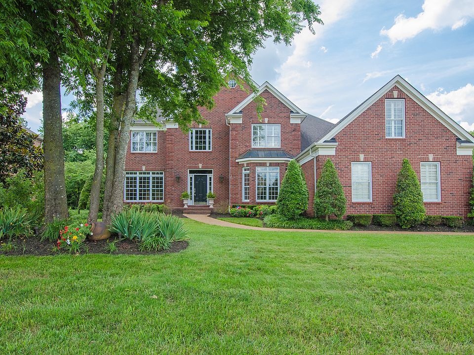 Welcome to 849 Walden Drive