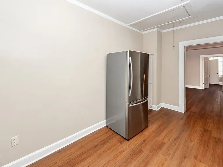 1623 Juniper St — Photo 9