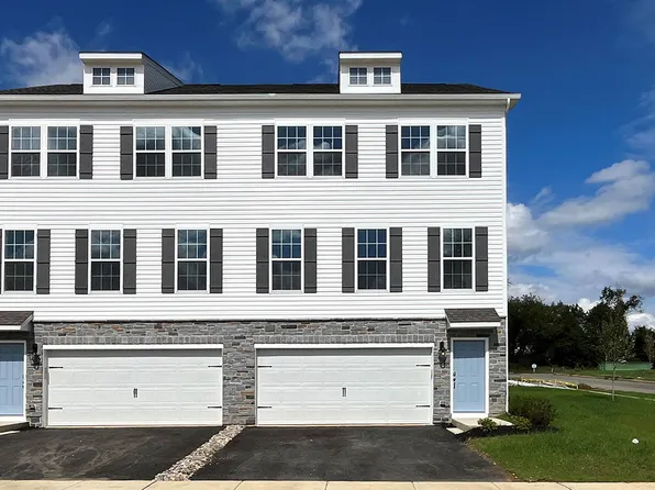 Regent Plan, Lafayette Hills Twins