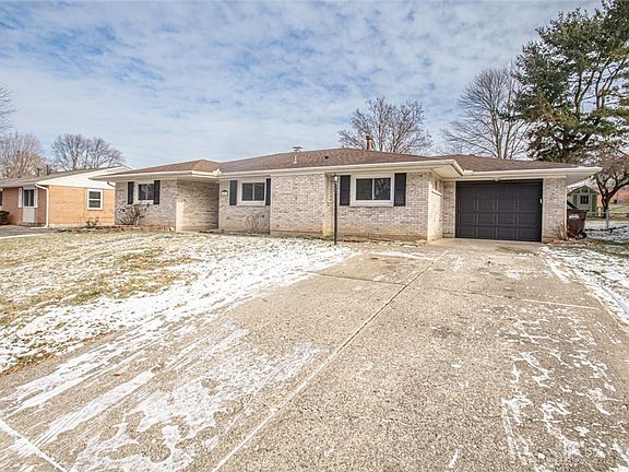 2nd image of 643 Saxony Dr