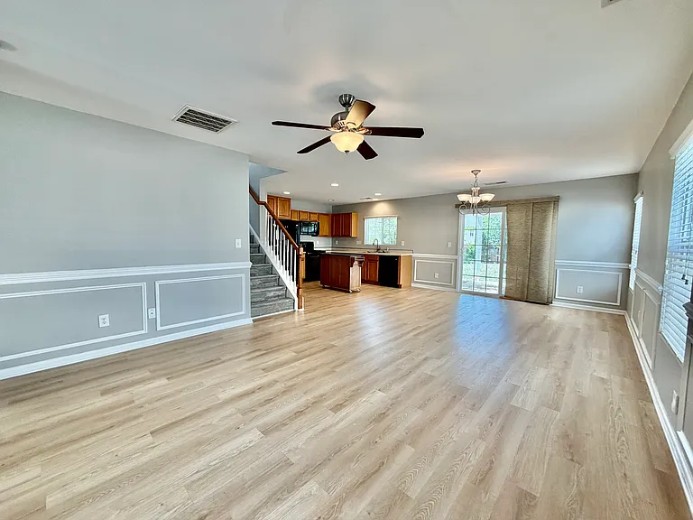 551 Tribune Dr — Photo 8