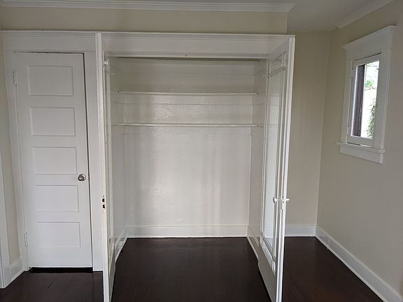 2nd image of 1511 1513 1/2 Rosalia Rd #1/4