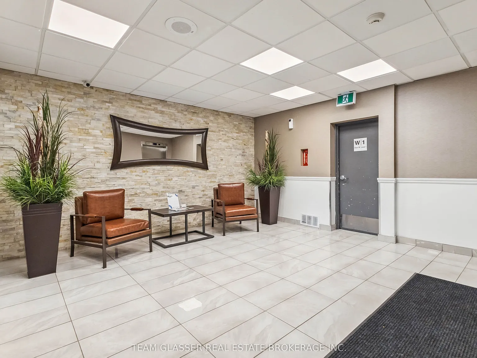 2 bed, $1,859 — Photo 3