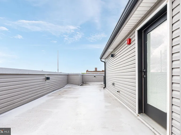 2252 N Front St #3 — Photo 17