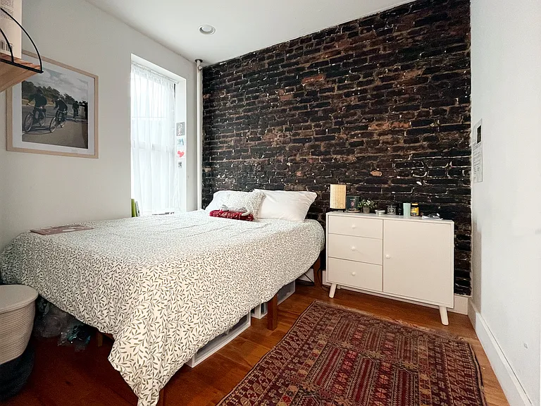 265 S 2nd St #16 — Photo 4