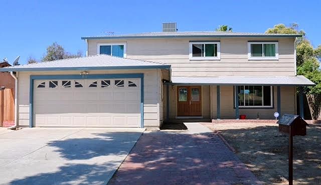 1st image of 811 Kapareil Dr