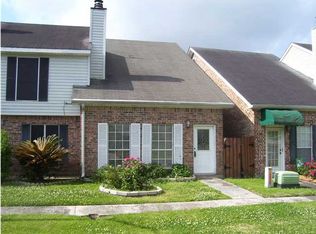 305 Rue Plaisance, Youngsville, LA 70592