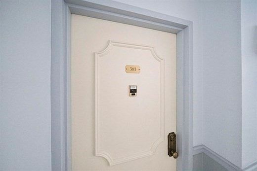 4th image of 250 Hammond Pond Pkwy APT 307N