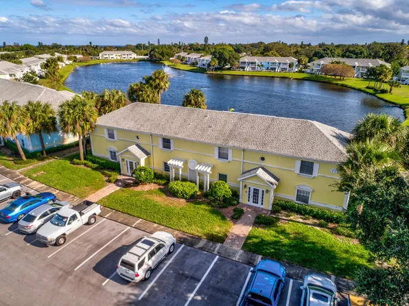 122 Pompano Dr SE, Saint Petersburg, FL 33705