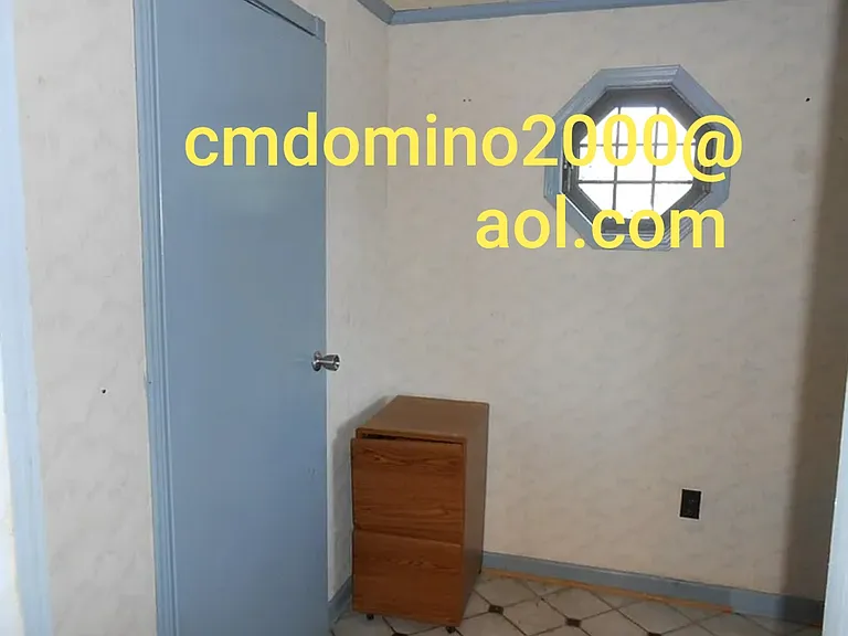 3417 S Center St — Photo 5