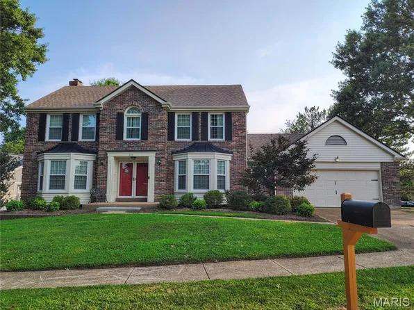 255 Timber Meadow Dr, Ballwin, MO 63011