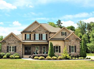 9005 Sedwick Way, Oak Ridge, NC 27310