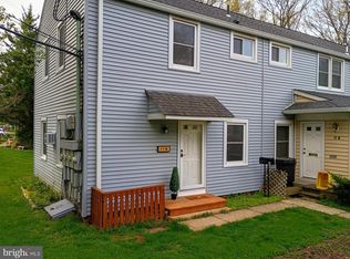 11 Hillside Rd, Greenbelt, MD 20770
