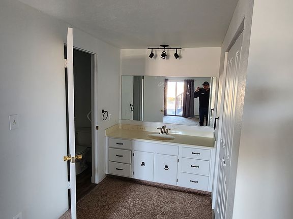 4th image of 2710 B Rd
