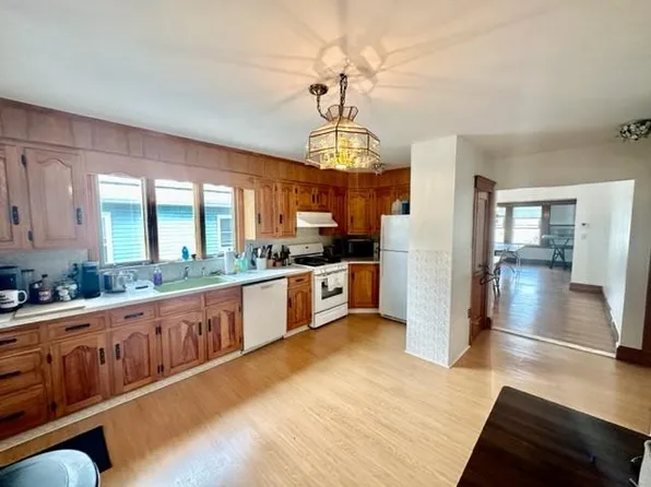 30 Sterling St #2, Somerville, MA 02144