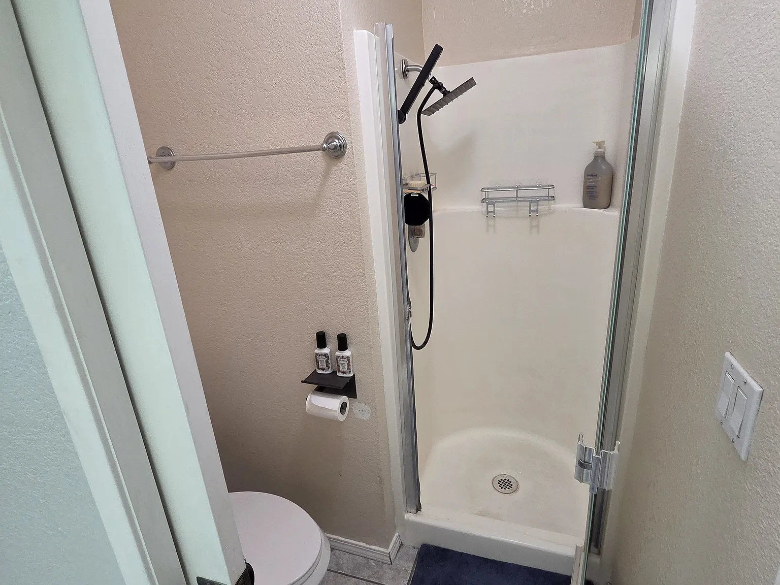 2 bed, 1064 sqft, $1,050 — Photo 2