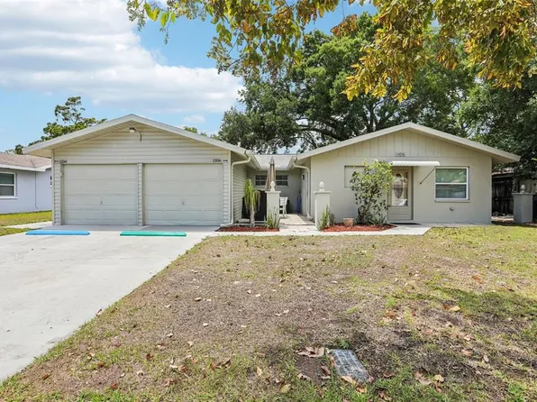 1104/1106 Amble Ln, Clearwater, FL 33755