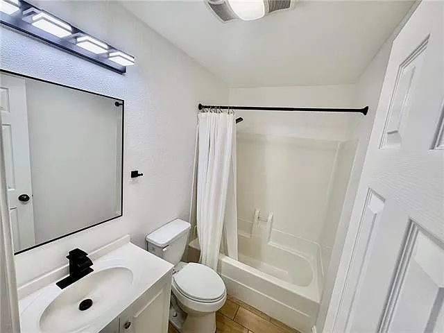 1507 Hickory St — Photo 7