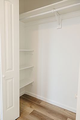 4th image of 21-02 30th Ave #2R