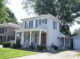 223 E 5th St, Mount Carmel, IL 62863