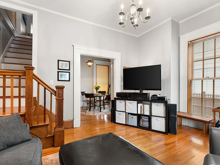 Cottage St — Photo 12