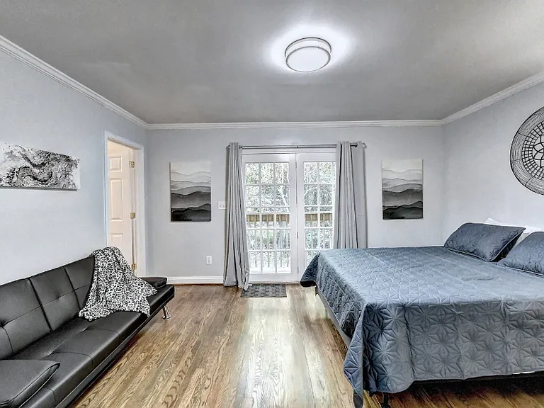 1179 Francis St NW — Photo 17
