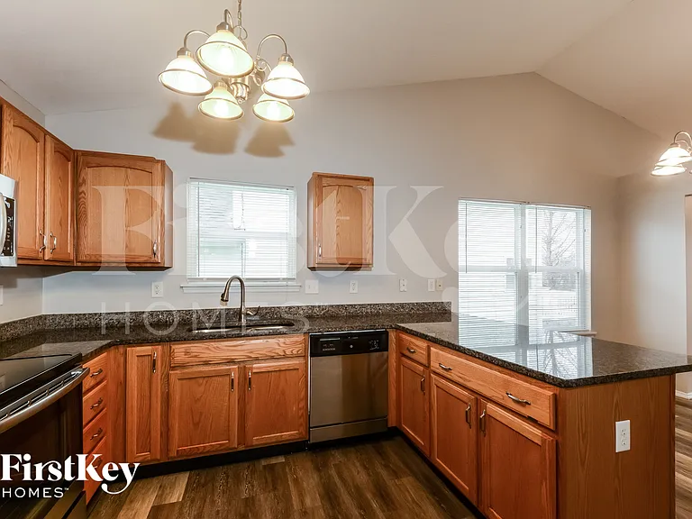 14 Rivermeadows Dr — Photo 8