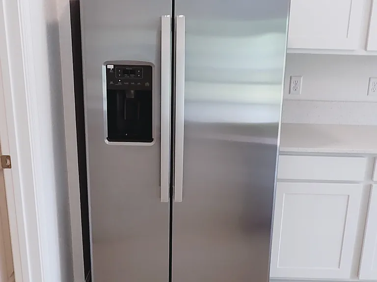 660 Carlyle Way — Photo 12
