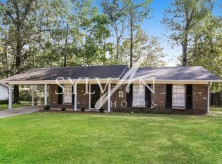 3011 Brisbane Ln, Jackson, MS 39204