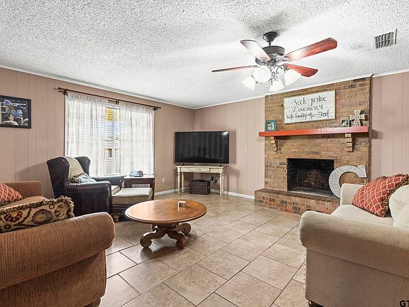 5th image of 225 Helen Dr