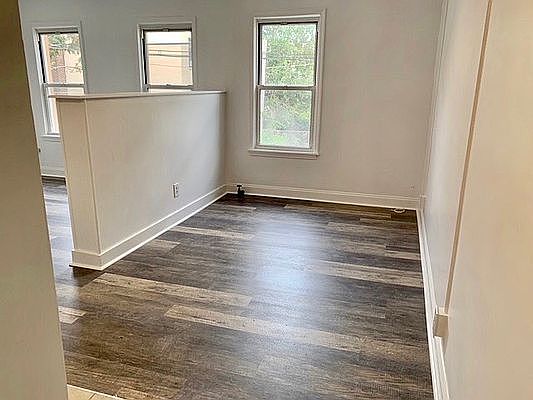 1st image of 24-11 Ditmars Blvd #2R