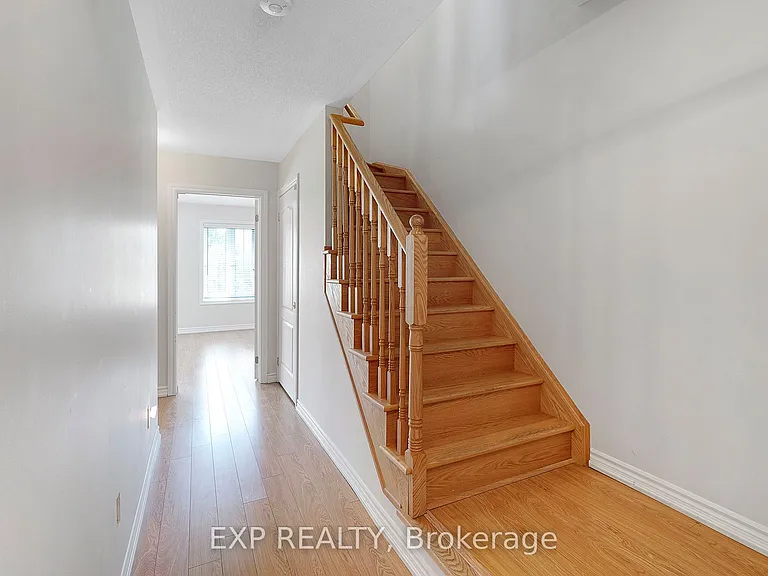 38 Miami Grv — Photo 6