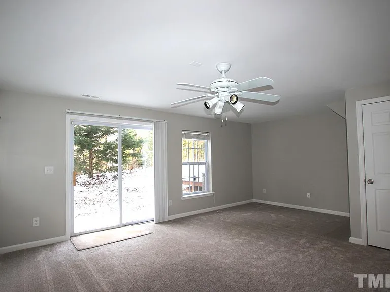 2840 Barrymore St #103 — Photo 15