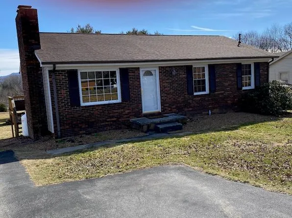 1185 Holston Rd, Wytheville, VA 24382