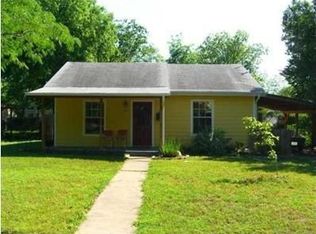 917 E 49th 1/2 St, Austin, TX 78751