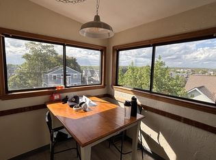 558 Riverside Ave APT 3, Medford, MA 02155