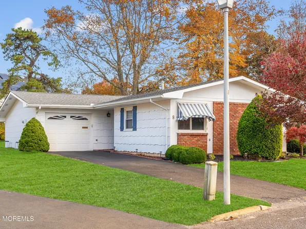 8 Holmes Court, Brick, NJ 08724