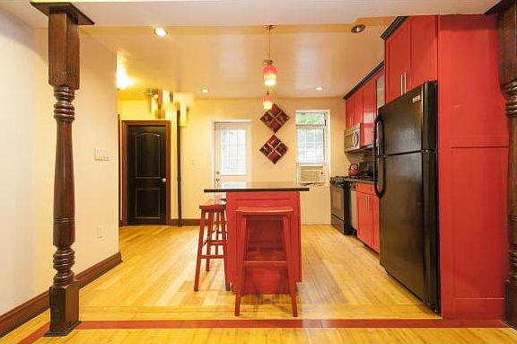 4th image of 175A Vernon Ave APT 1