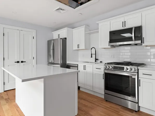 36 Burnside Ave #3, Somerville, MA 02144