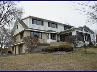 831 South Ave, Lomira, WI 53048