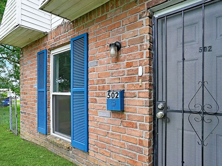 500-502 Behrman Hwy — Photo 9